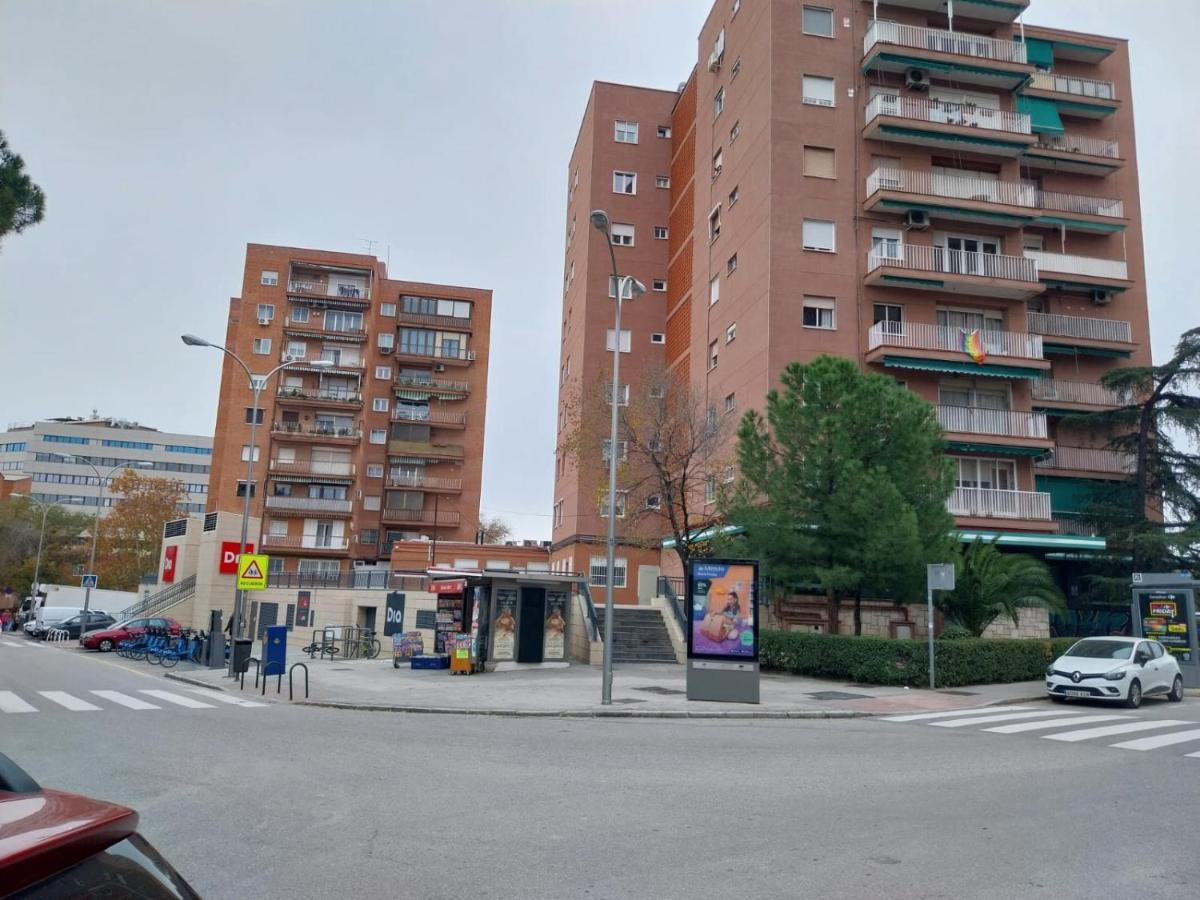 Apartamento Lofts 4Towers - La Paz Madrid Exterior foto