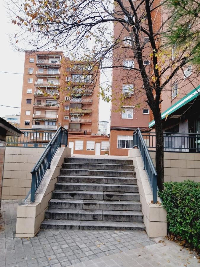Apartamento Lofts 4Towers - La Paz Madrid Exterior foto