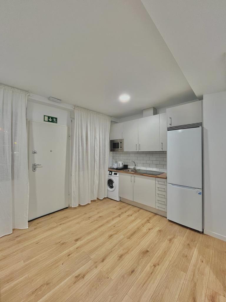 Apartamento Lofts 4Towers - La Paz Madrid Exterior foto